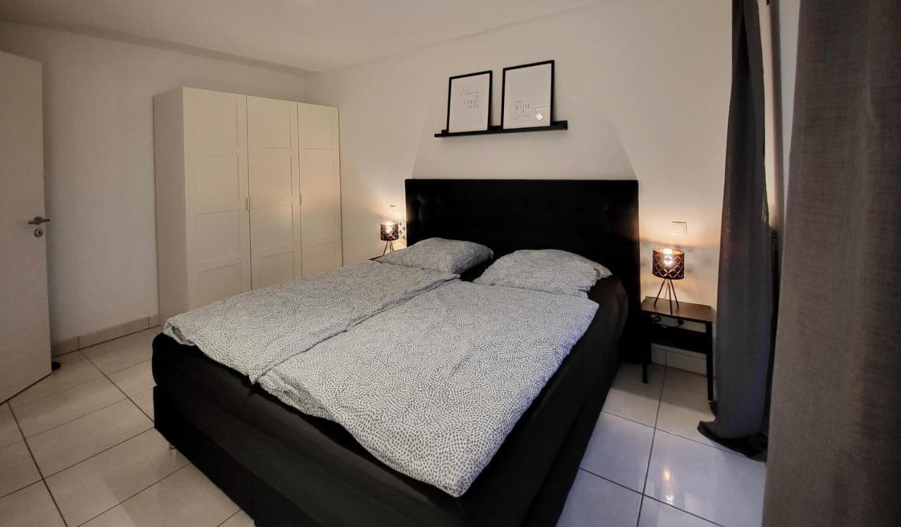 Schoene Und Ruhige Wohnung Direkt An Der Mosel Coblenza Esterno foto